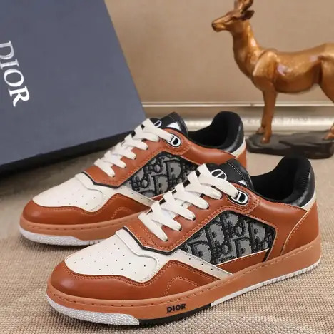 Dior B27 (32 colores)