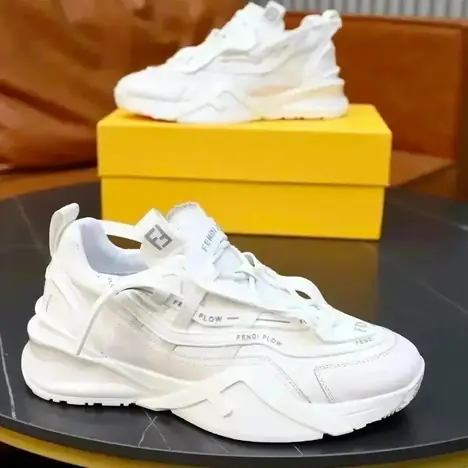 LV Trainer Moncler Hogan