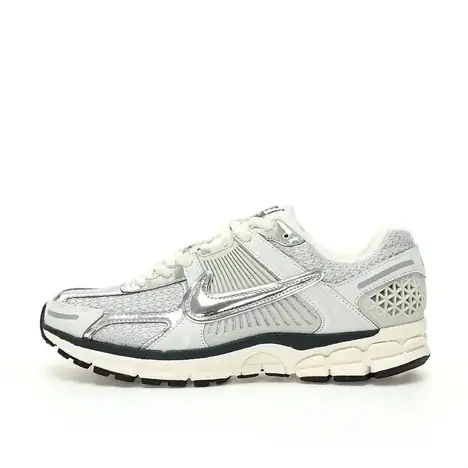 Nike Air Zoom Vomero 5