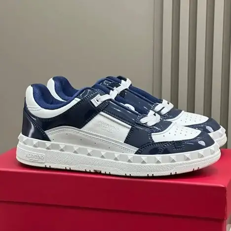 Valentino de suela gruesa (17 colores)