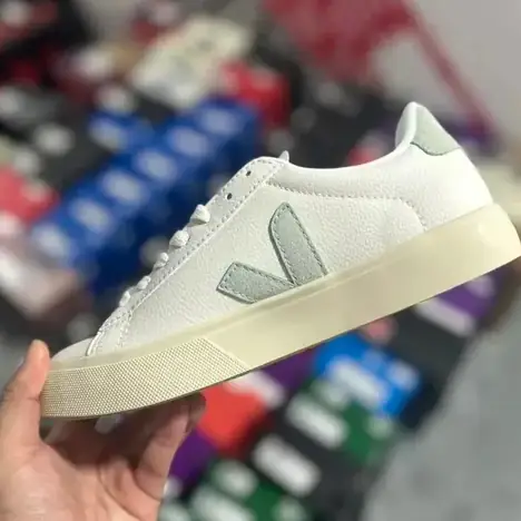 VEJA V-10 (9 colores)